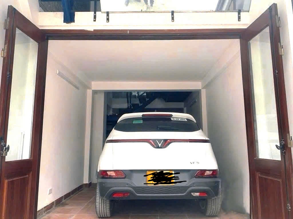 BÁN NHÀ VIP NGỌC THỤY – Ô TÔ VÀO NHÀ - Ở NGAY – 35M2 CHI 7,6 TỶ